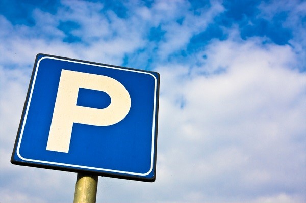 Parcheggio sulle strisce blu